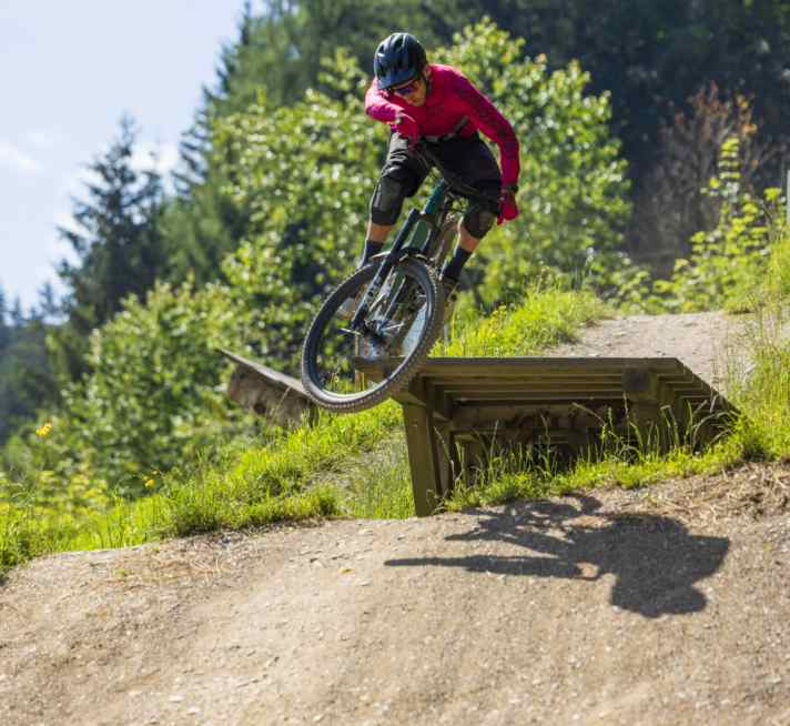 „Ich hab ihn diesmal im Racing-Style genommen.“ Ja, genau!