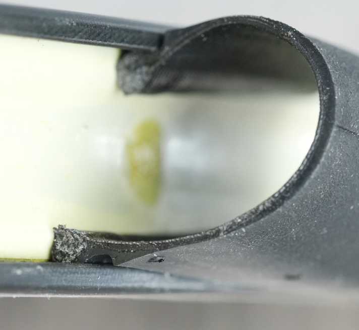 Cross-section of the Pirelli P Zero Race SL-R