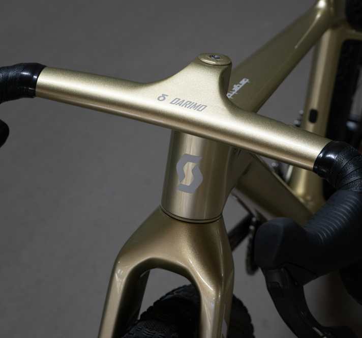 The compact unit was specially developed for two MTB gravel projects - nothing off the peg, everything with a plan.