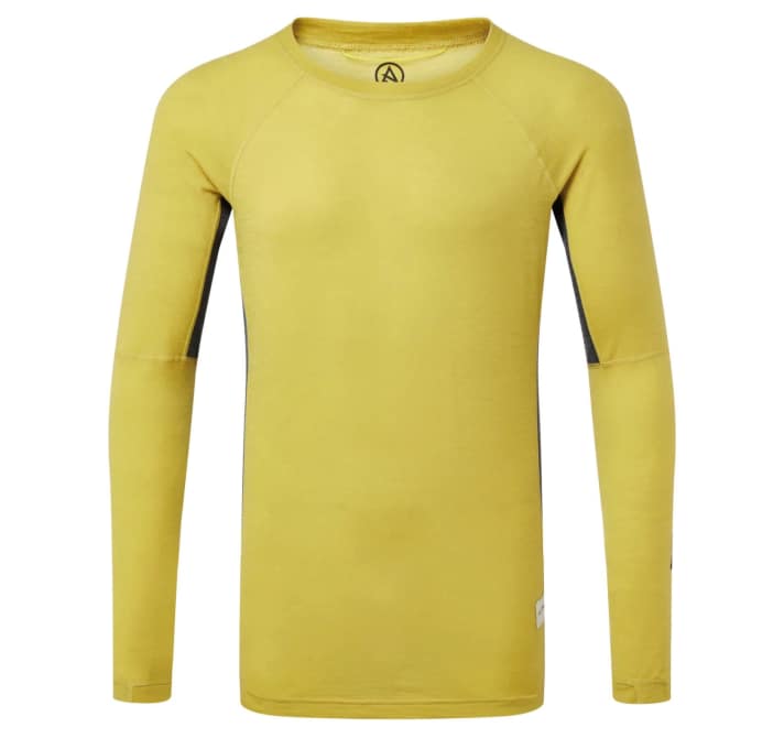 Keeps you warm and doesn't odour so quickly: merino baselayer.