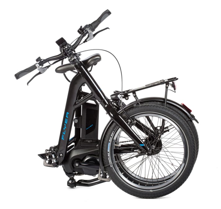 Flyer Pluto 3.01 gefaltet