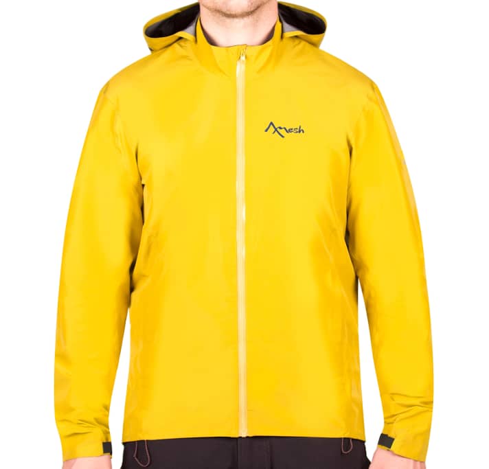   Revolution Jacket: waterproof and highly breathable thanks to Gore-Tex Pro material.