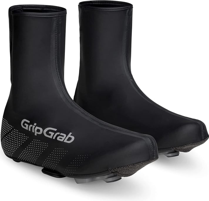 Les sur-chaussures gardent les pieds et les orteils au sec et au chaud, même sous une averse froide.