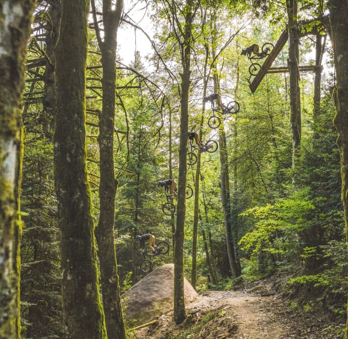 The Alsatian Eliott Lapotre performing the first stunt of his freeride line. Can be seen in the web clip "Lost Paradise 2". Eliott is already planning the third part.