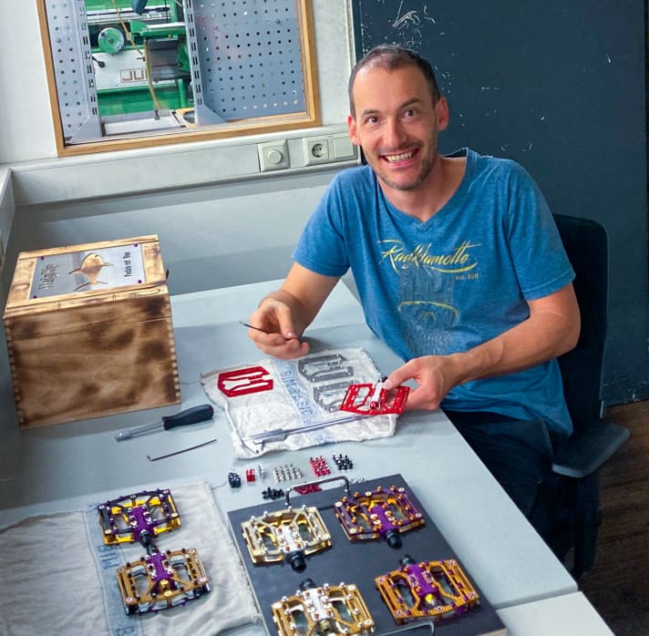 Hubert Ruff is a mountain bike enthusiast and originally developed the pedals for himself. His company is still in its infancy.