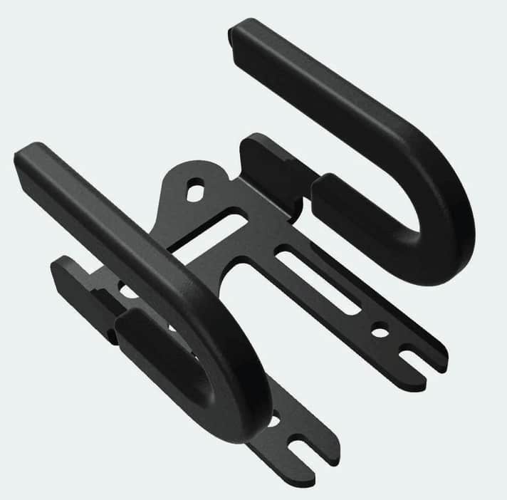 Simple solution for mounting on a rack or on airline rails