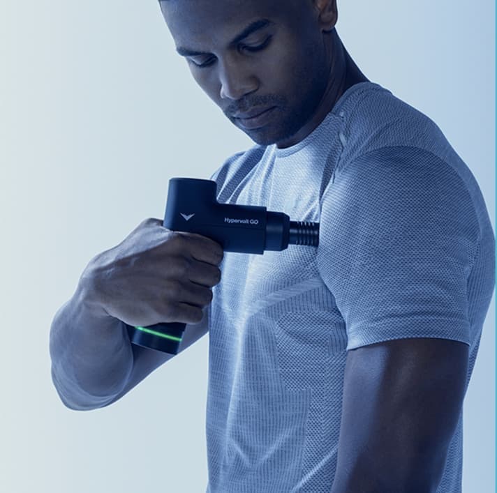 Handlich und trotzdem vielfältig: Die Hyperice Hypervolt Go (UVP: 229 Euro).