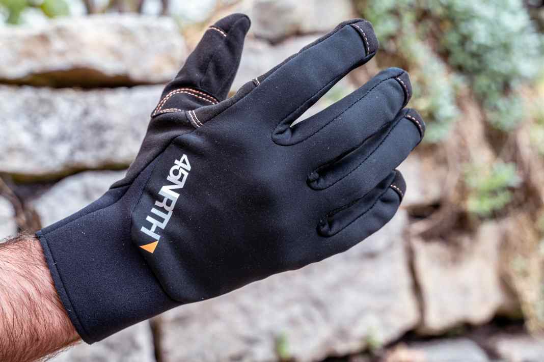 Comfortable glove but not very weatherproof. Thick seams on the fingers are also annoying.