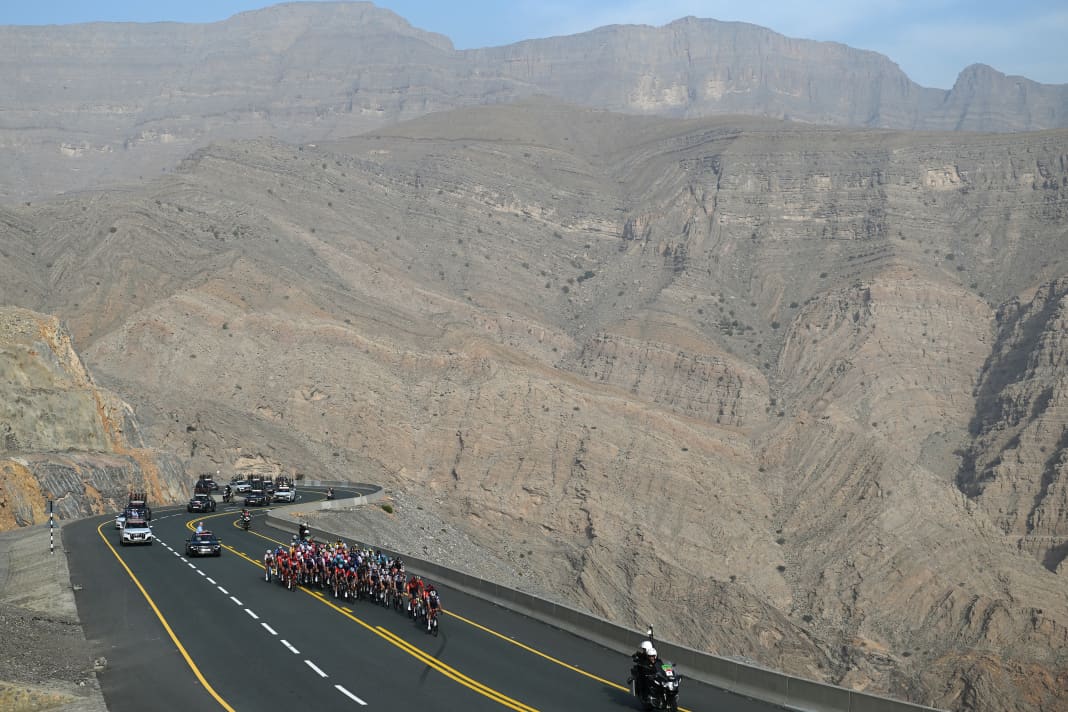 Die 3. Etappe der UAE Tour 2023 endet mit einer Bergankunft auf dem Jebel Jais