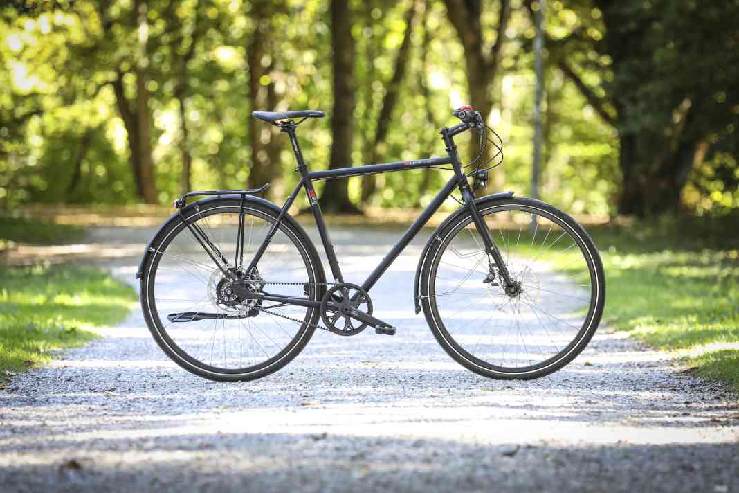 Das VSF Fahrradmanufaktur T-900 Rohloff ist das Topmodell des zeitlosen Klassikers mit Stahlrahmen.