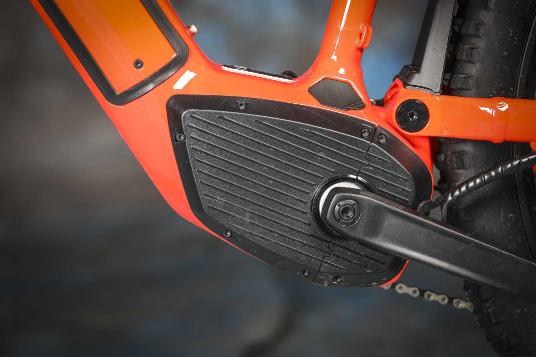 With its maximum torque of 70 Newton metres, the Brose Drive T is noticeably weaker than its power rivals. However, it drives very smoothly and quietly. The character is typical Brose, including the pleasant background noise: Quietest drive in the test!