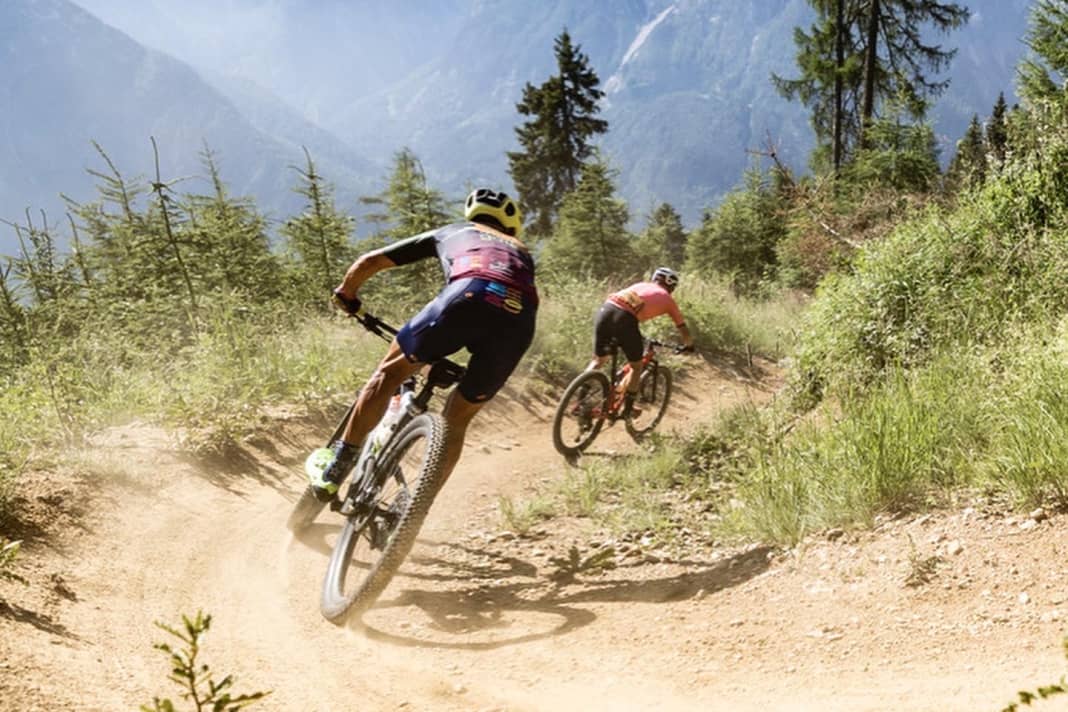 Unendlich lang, unendlich flowig: Der Peter-Sagan-Trail in Lienz war der perfekte Auftakt für die BIKE Transalp-Rennwoche.