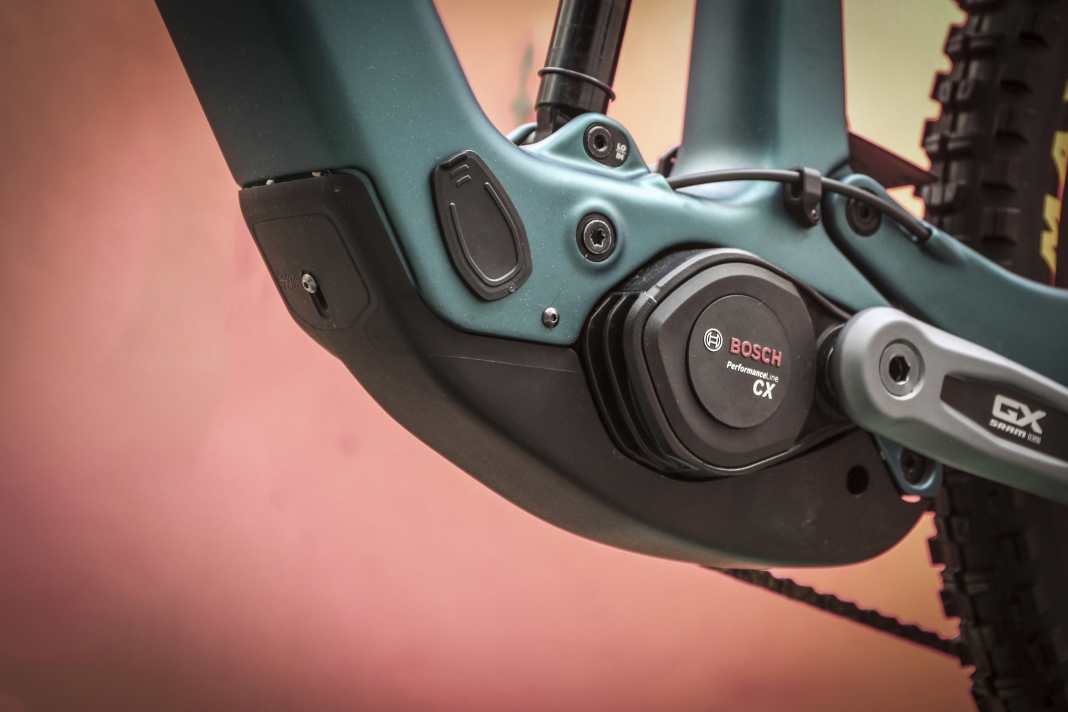 A compact powerhouse: 750 watts peak power, 120 Nm torque and up to 600 per cent assistance, weighing just 2.8 kilos: the Bosch Performance Line CX Gen5.