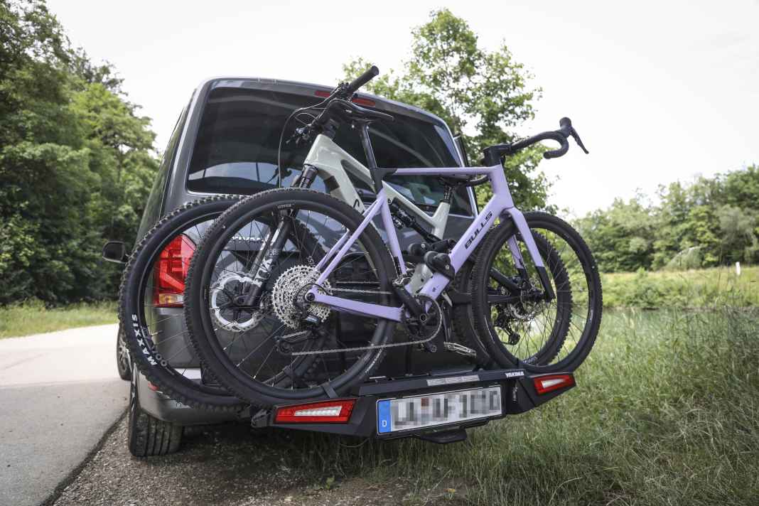 Wer Yakima bisher noch nicht kennt, sollte hier weiterlesen. Der US-Hersteller hat mit dem FoldClick 2 Evo einen kompakt faltbaren Fahrradträger mit innovativem Montagesystem im Programm. Foto: Georg Grieshaber