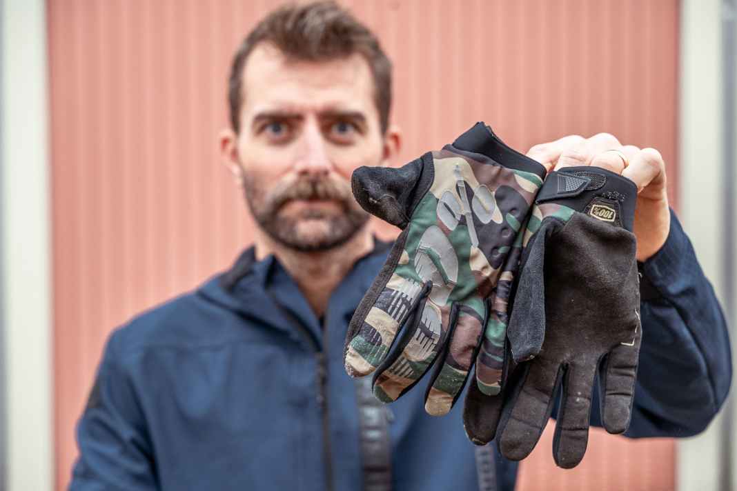 For four years, the 100% Briskers have served me well on chilly days. I had to fish them out of the bin again for my favourite parts