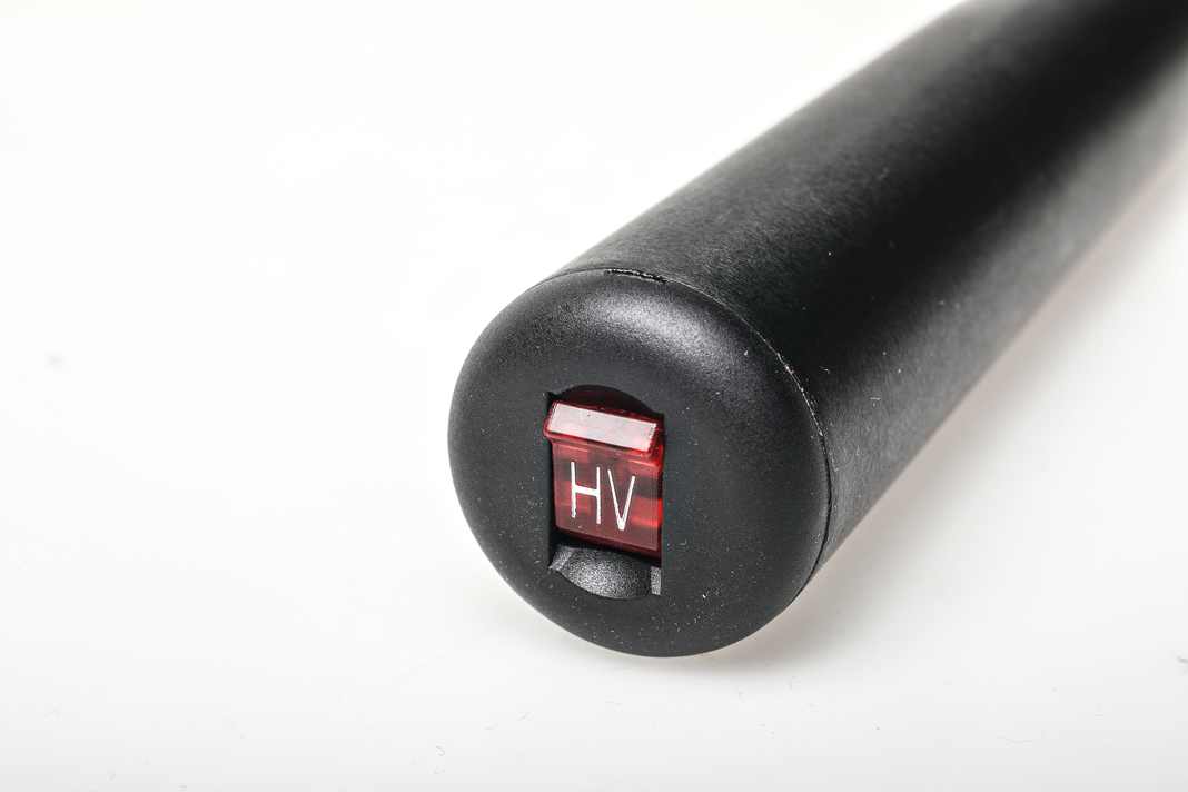 Anpassbar: Die Blackburn ist die einzige Pumpe im Test, an der man per kleinem Hebel zwischen hohem Volumen und hohem Druck auswählen kann. Damit lassen sich MTB- und Renn-radreifen gleichermaßen befüllen.