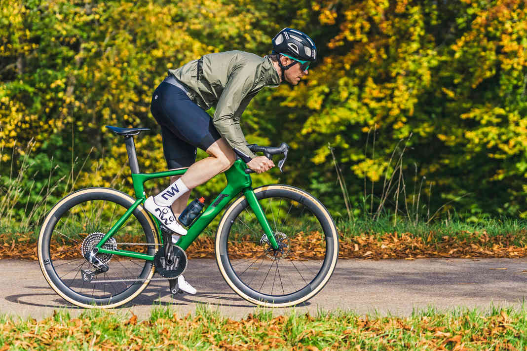 3T Strada Italia: Der giftgrüne Aero-Renner im Test