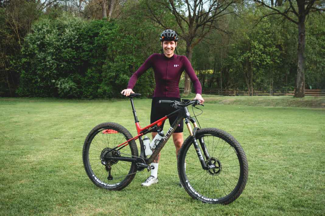 Max Fehr SAP-Consultant // 30 Jahre / 60 Kilo / 175 cm // Lieblingsreviere: Hometrails in Würzburg, Rhön, Südtirol und Istrien