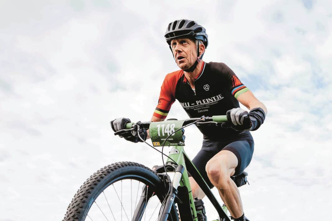 Wer auch im Alter noch fit fürs Biken sein will, muss rechtzeitig anfangen in Training zu investieren. Unser experte verrät die besten Tipps. | Foto Miha Matavz