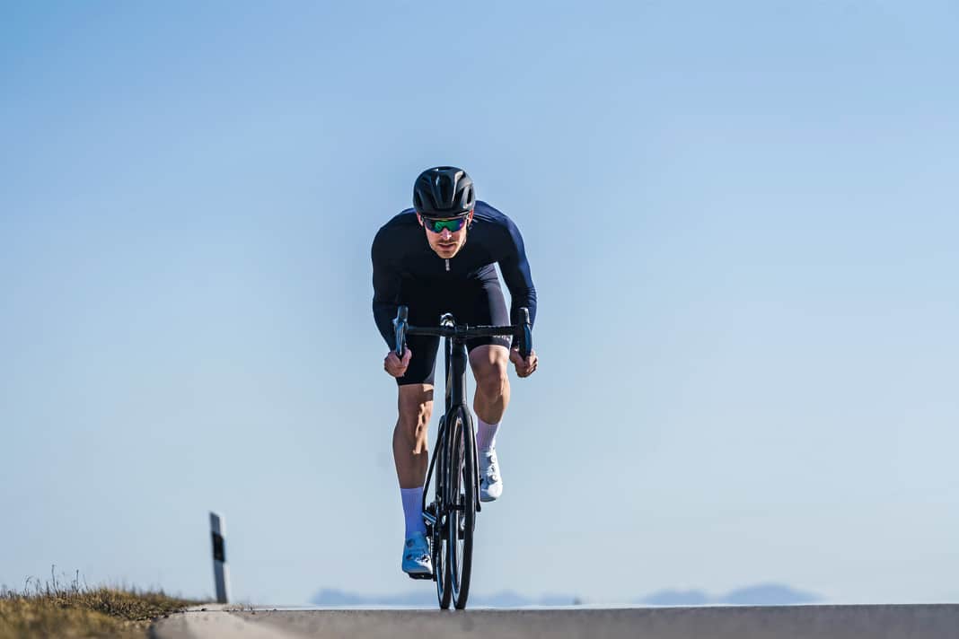 Cube Attain C:62 SLT: The price is hot