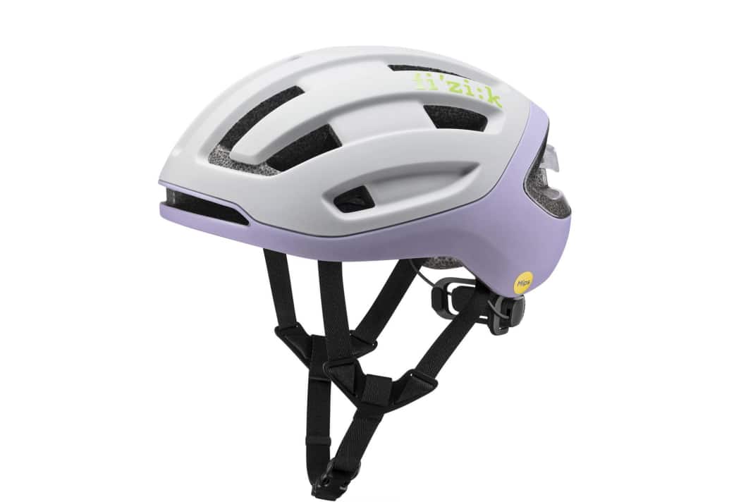 The new Fizik Kyros combines gravel-style design with a superb fit and a high level of protection.
