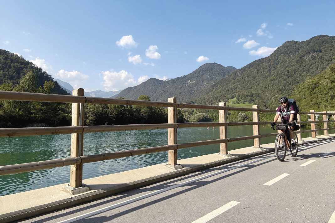 Unser Autor ist dem Fluss Soča vom Nordwesten Sloweniens bis zum Golf von Triest in Italien gefolgt.