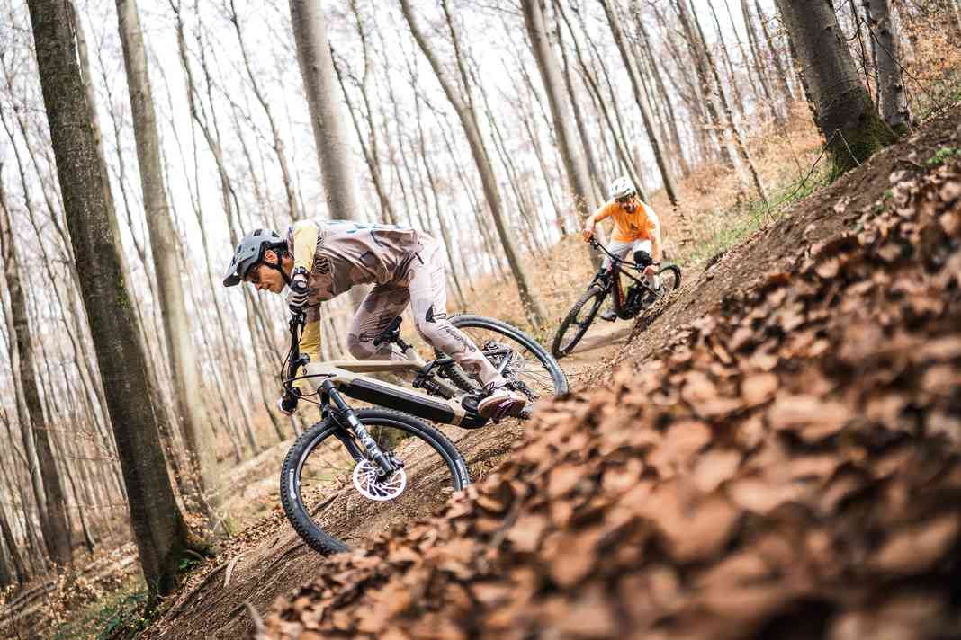 E-MTBs around 5000 euros: 7 all-mountain bikes in a comparison test
