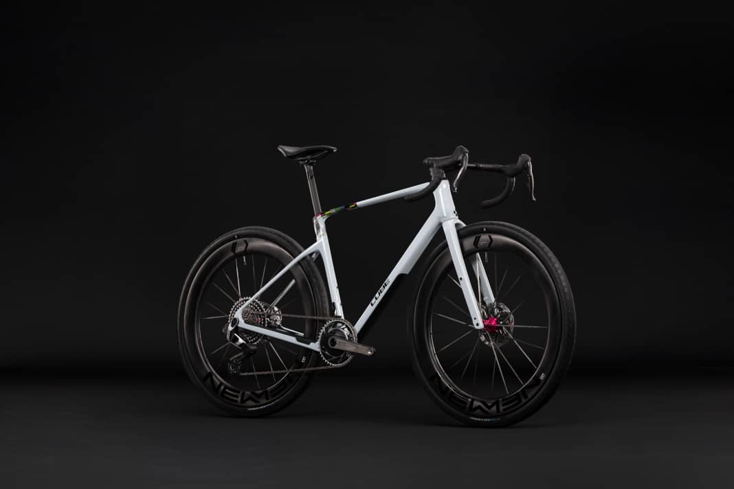 Top-Ausstattung zum fairen Kurs: Hochwertiger Carbonrahmen, Carbonlaufräder, Powermeter und edle Anbauteile sind für 5999 Euro eine Kampfansage.