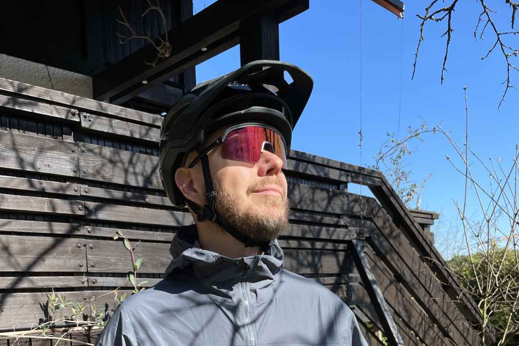 Grundsätzlich fühlt man sich gut mit dem Fernflow Windbreaker.