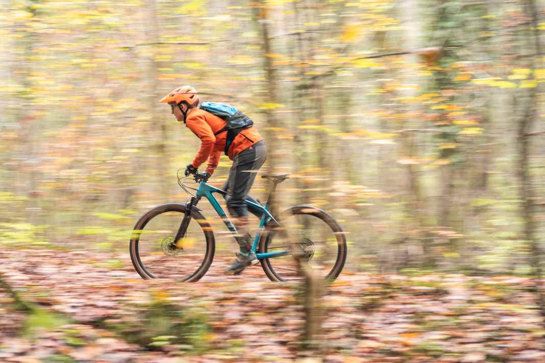 When the leaves start to change colour, it's time for bikers to start thinking about their winter training.
