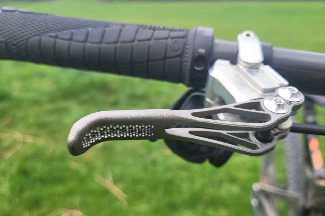 The new Piccola HD Titan in silver.