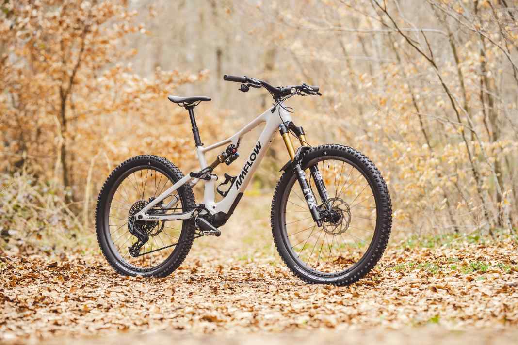 Das Amflow PX Carbon ist der Nachfolger des PL Carbon. Wie beim Namen stecken auch optisch die Unterschiede eher im Detail. Technisch hat sich dagegen viel getan.