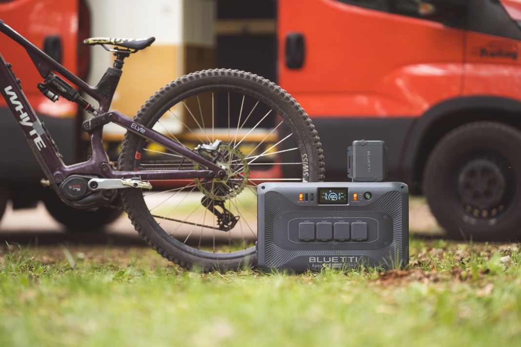 The Bluetti Apex 300 offers a battery capacity of 2764 Wh - sufficient for three to four full charges of a 625 Wh e-bike such as the Whyte E-Lyte Evo RS, depending on the efficiency of the charger.