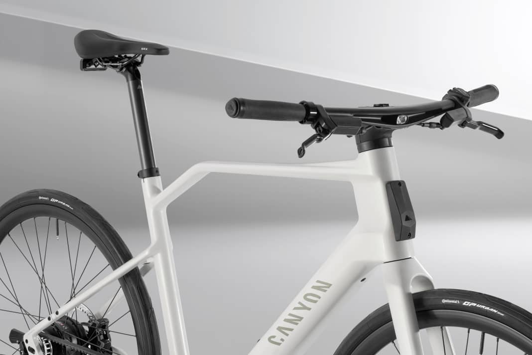 Spricht mit anderen Verkehrsteilnehmern: Die Canyon V2X Studie mit aktiver Sicherheitstechnik.