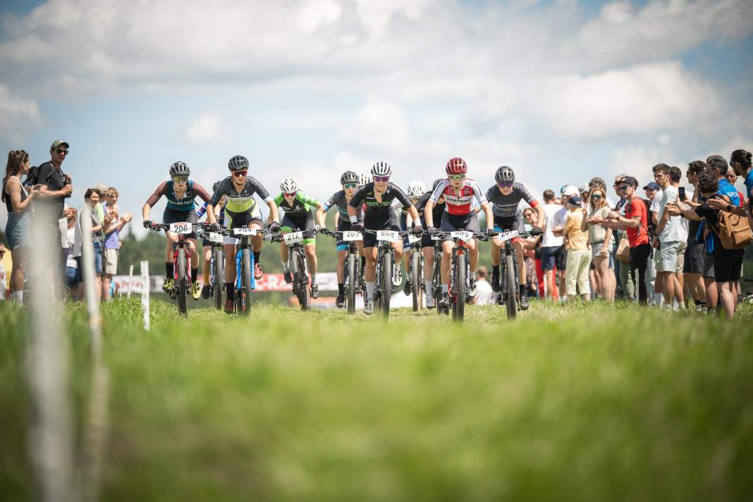 Das BIKE Junior Team hat wieder einmal gezeigt, was es kann. Hier geht Paulina Lange an den Start (2. von links).