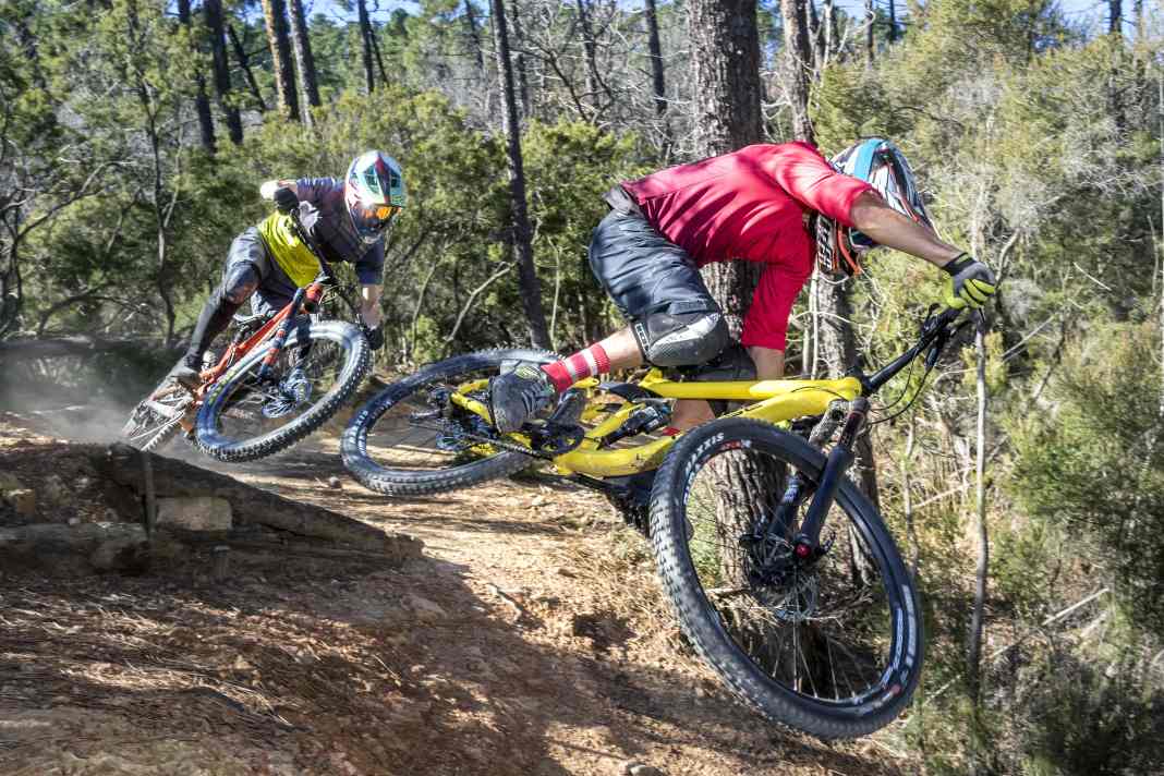 Finale Ligure is regarded as an absolute enduro destination. The whole of Enduro Germany travels here, especially in spring.