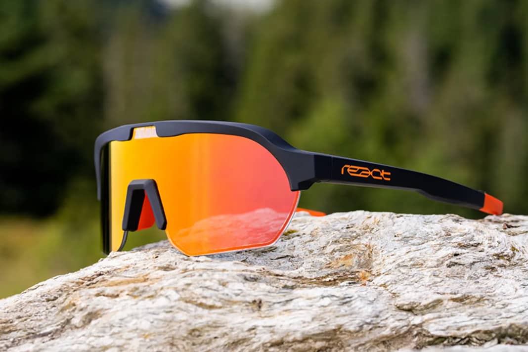 React Optray: Die Tönung passt sich automatisch in Sekundenbruchteilen an verändernde Lichtsituationen an.