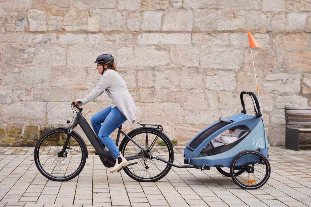 The new Hauck Dryck Duo Plus is a 2-in-1 bike trailer.