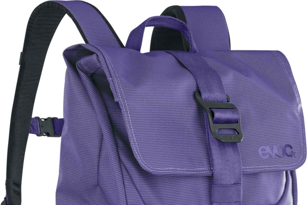 Gut für Pendler dank des wasserabweisenden Materials.