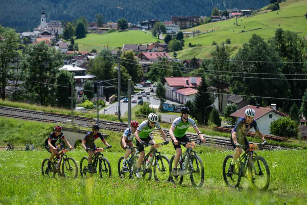 How many watts are there? If you know your power output, you can perform better in training and competitions. The wattage output also depends on your body weight.