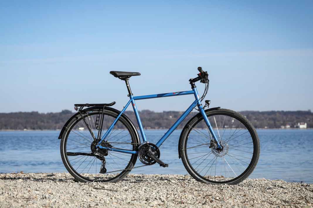 Stellvertretend für das klassische Trekkingrad: VSF Fahrradmanufaktur T-500, hier als limitiertes Jubiläumsmodell