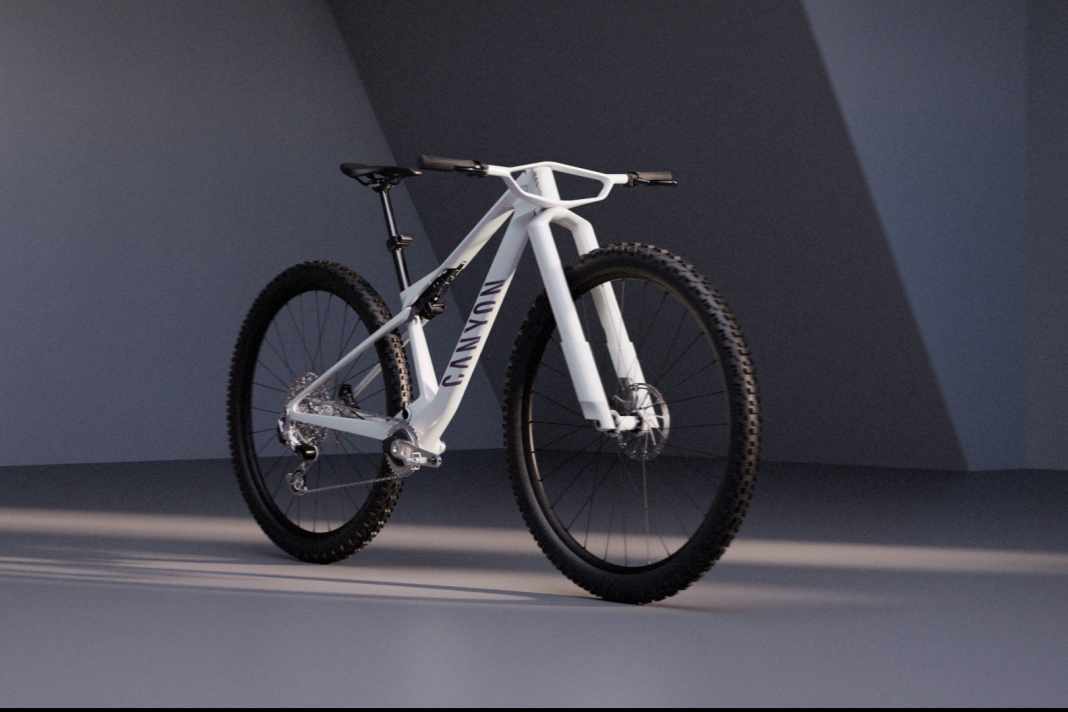 The Canyon Lux Era’s double-decker handlebars are designed to improve the concept bike’s aerodynamics.