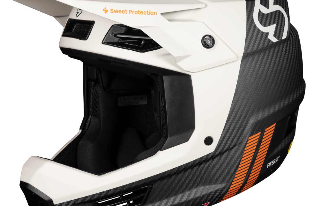 Unfortunately, it's expensive: you have to pay 699 euros for the top model of the Fixer Carbon 2Vi Mips.