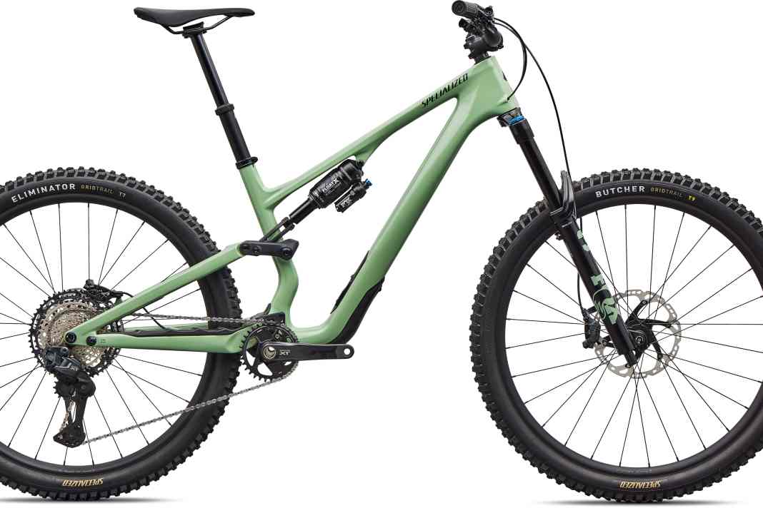 The Specialized Stumpjumper 15, the 15th generation of the legendary mountain bike, gets a facelift.