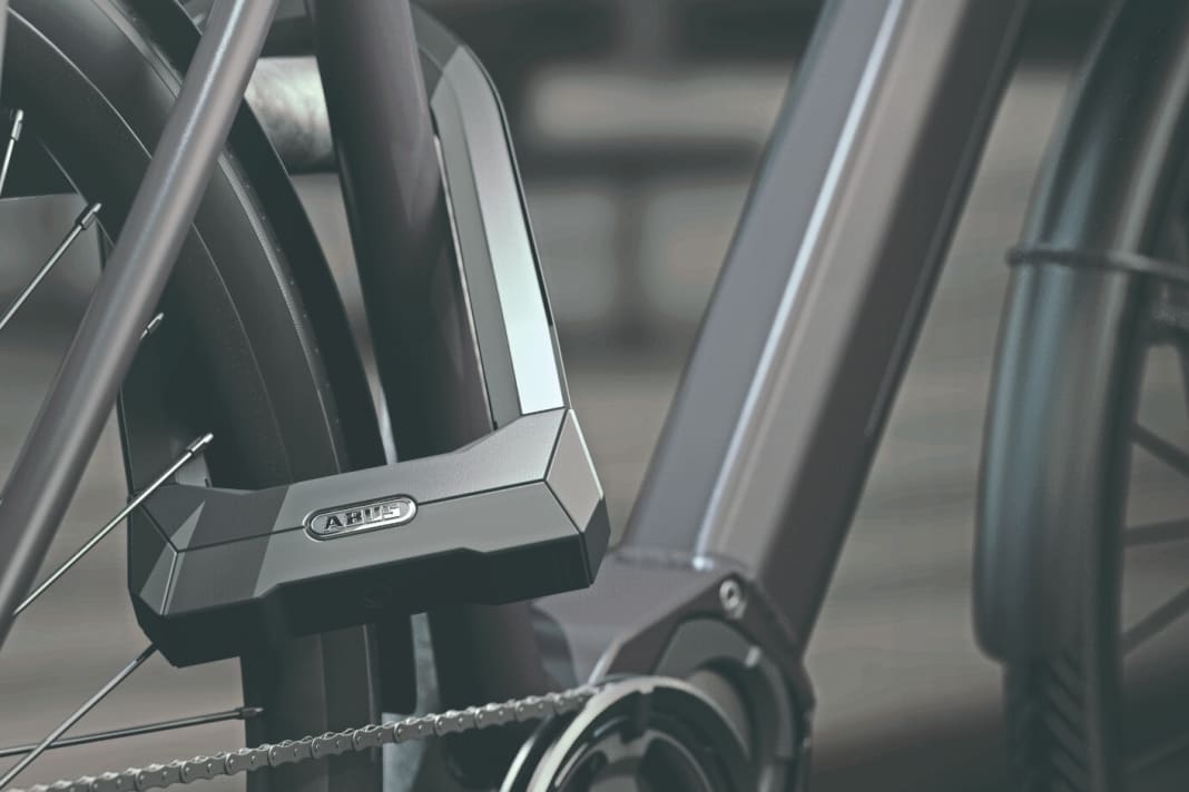 Sieht martialisch aus und ist derzeit wohl das widerstandsfähigste Schloss am Markt: das Abus Granit Super Extreme 2500 Bügelschloss.