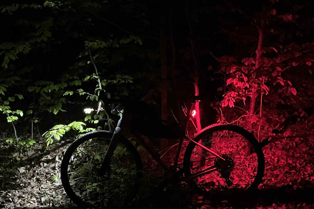 Von der Seite ist man schon mal sehr gut sichtbar.