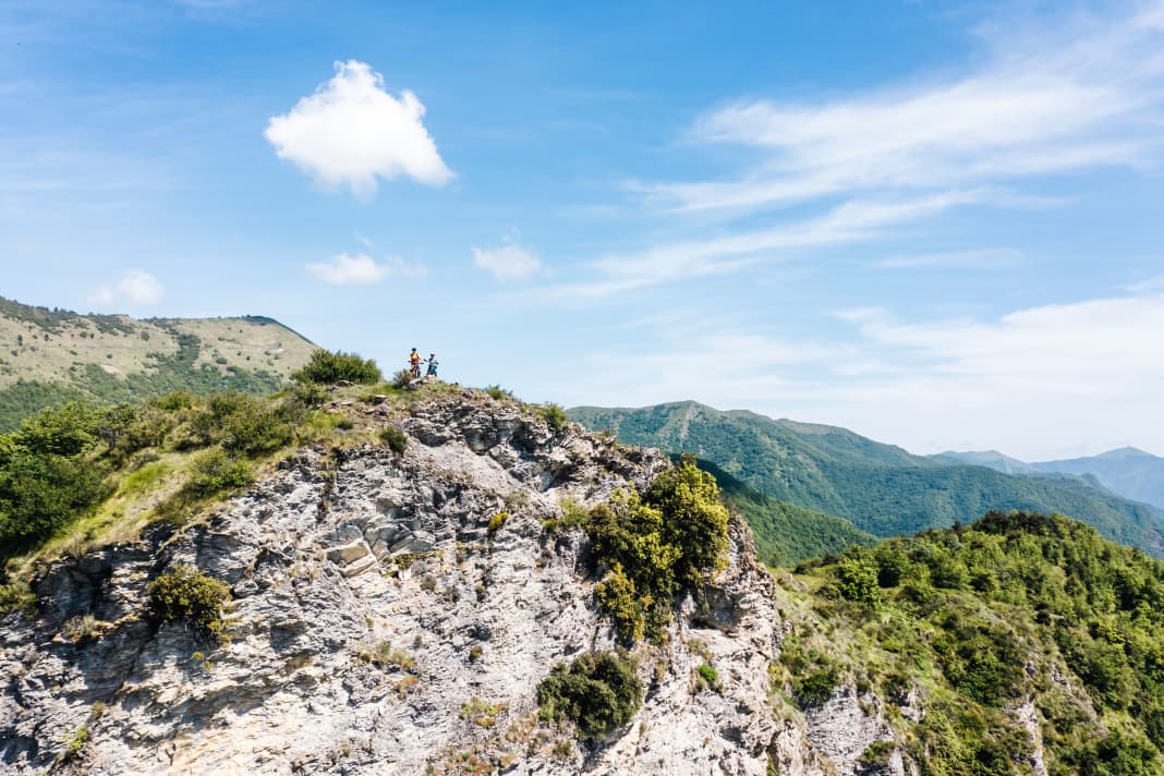 After 600 metres in altitude, you reach this rocky outcrop at Drego and can enjoy sensational views.