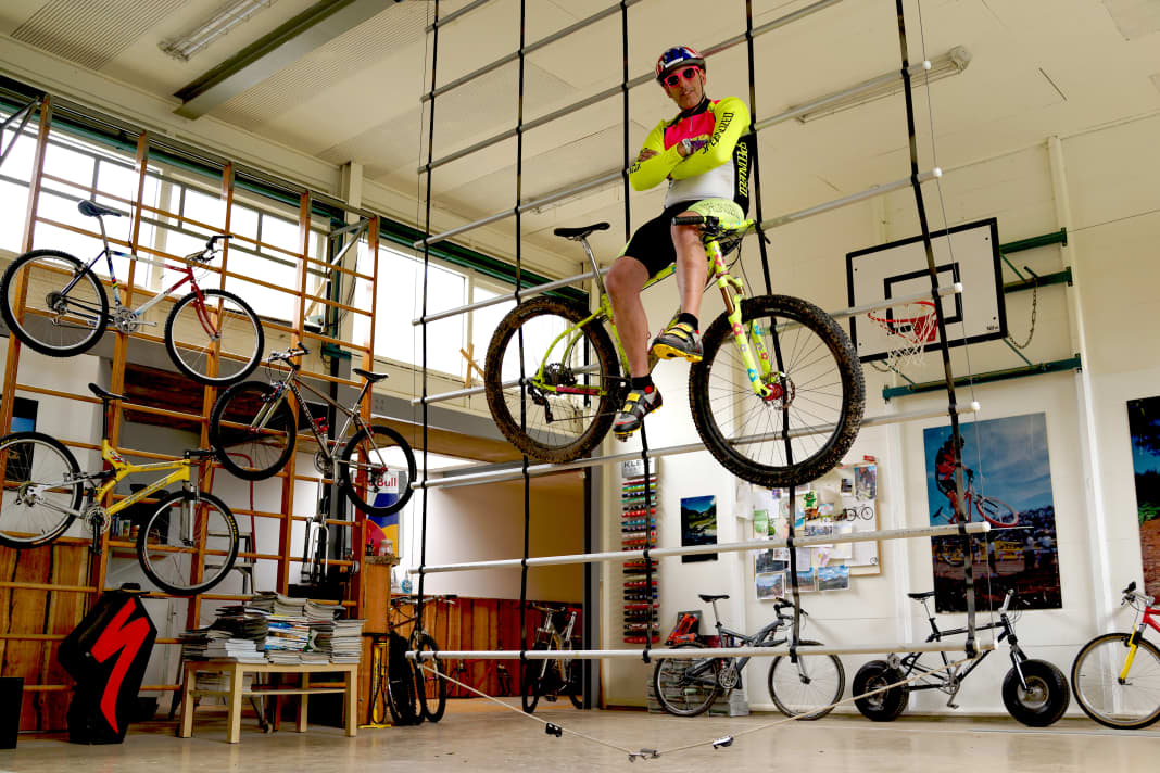 Der Holländer Jeroen van Roekel hätte genug Bikes, um die Ausstellungsfläche des Vintage Bike Masters alleine zu füllen. Er besitzt in Arnheim ein MTB-Museum mit über 700 Klassikern.