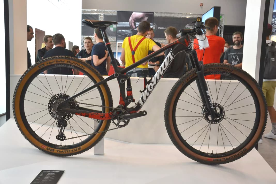 Mathias Flückiger rode a Thömus Lightrider Worldcup Ganbaru in Tokyo and took silver.