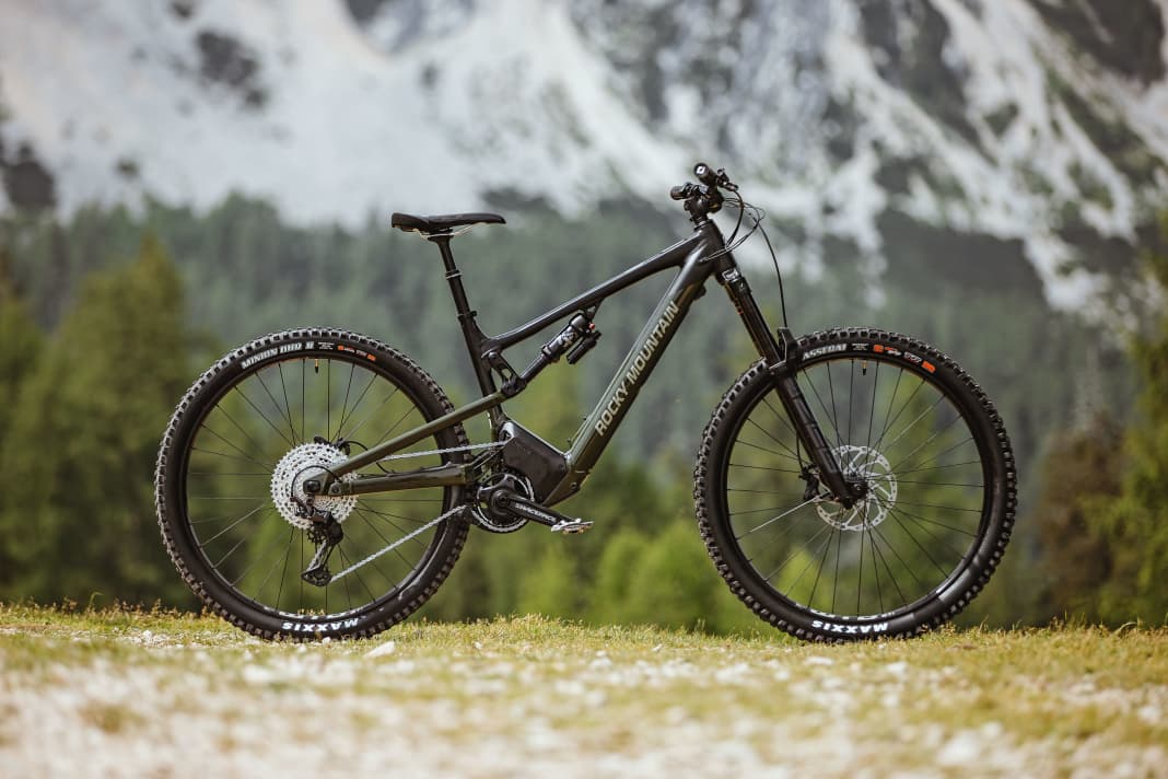 Rocky Mountain Altitude A50 Powerplay.